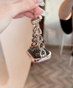 Rose gold sweetheart charm bracelet with heart-shaped pendant design